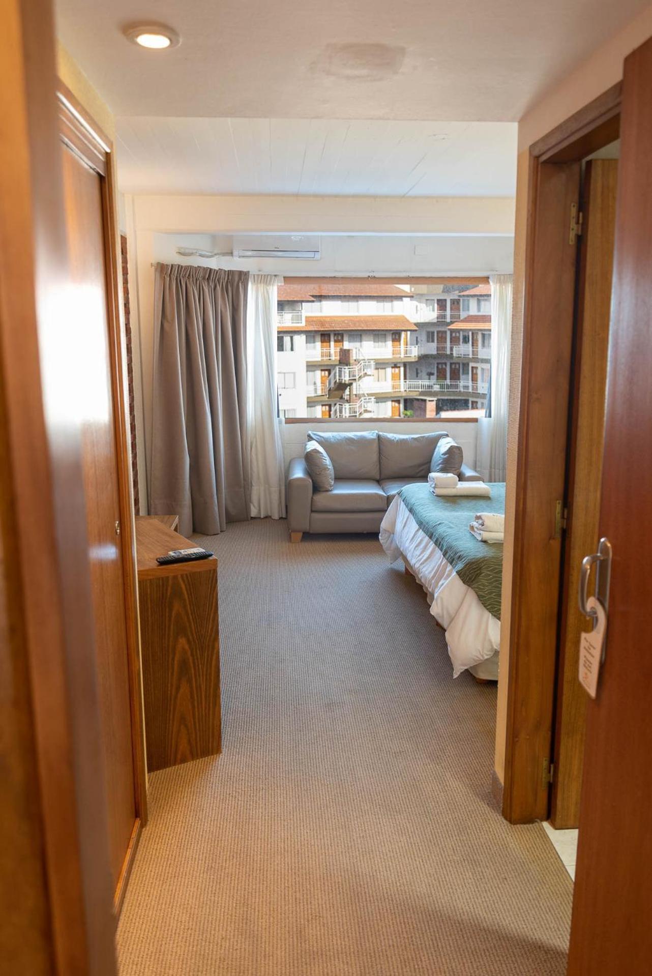 Fonte Arcada Hotel Villa Gesell Kamer foto