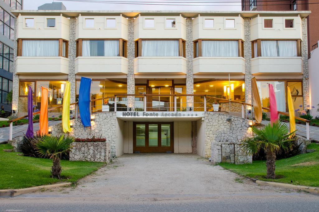 Fonte Arcada Hotel Villa Gesell Buitenkant foto